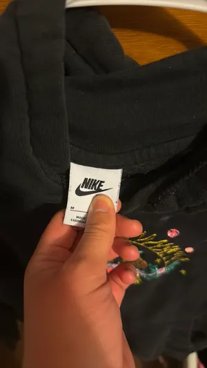 Black Nike Hoodie thumbnail 4