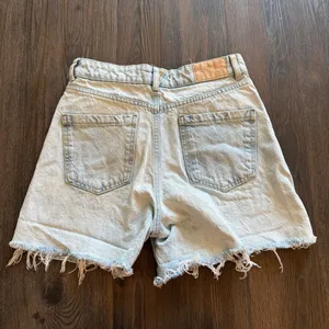 ZARA Jean Shorts thumbnail 3