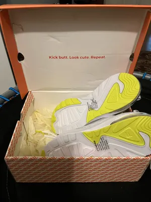 Fabletics Performance Sneakers thumbnail 3