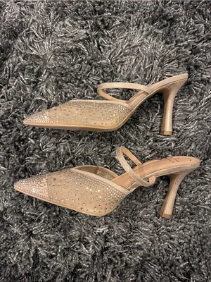 🌸Women’S Sonia Gold And Rhinestone Heels Size 9🌸 thumbnail 3