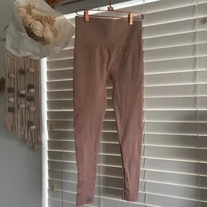 SET Active dusty pink neutral ribbed seamless leggings size small thumbnail 3