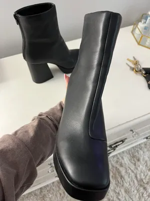 Booties thumbnail 3