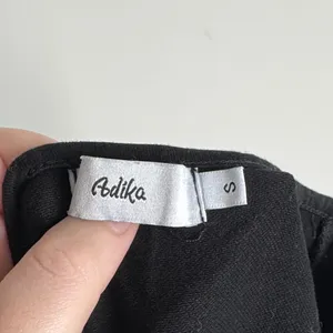 Adika Black Long Sleeve Crop Top Size S thumbnail 3