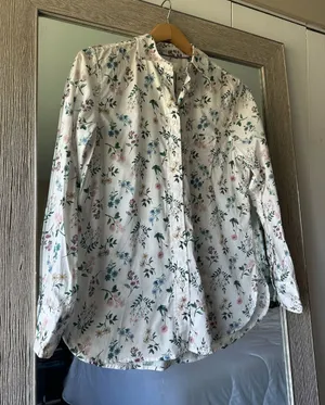 J. Crew Liberty Fabric White Floral Button Down Blouse NWT Size 2 XS thumbnail 1