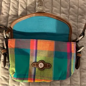 Chaps‎ small crossbody Madris bag. Spring and summer magnetic closure. NWOT thumbnail 4