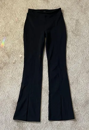 Alo flare legging with splits on bottom thumbnail 1
