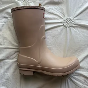Hunter Rain Boots thumbnail 3