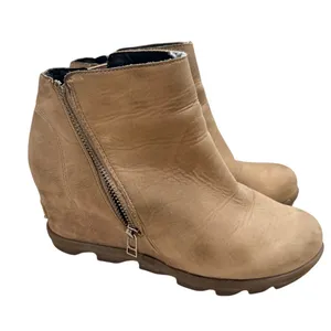 Sorel Joan of arctic wedge booties tan size 11 thumbnail 1