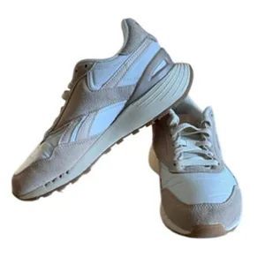 Reebok Classic Leather Beige White Sneakers Women’s Size 6 Retro thumbnail 2