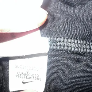 Nike sports bra thumbnail 5