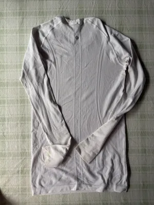 Lululemon Swiftly White Long-Sleeve Active Top thumbnail 6
