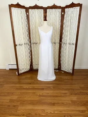 Gorgeous New Mori Lee Simple Chiffon Wedding Gown thumbnail 3