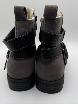 Relativity Moto Ankle Boots 8.5 Gray Sherpa Lined Buckle Strap Lug Sole thumbnail 4