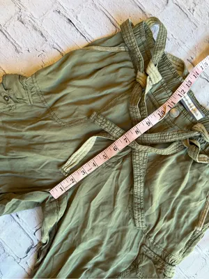 Vintage Y2K Abercrombie & Fitch Women’s Cargo Capri Pants Size 6 Belted Green thumbnail 4