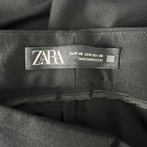 ZARA Women's High Rise Black Dress Pants Size 8 thumbnail 3