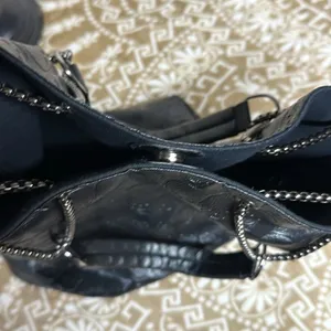 Handbag/Purse Black w/embossed Skulls/ Chain Straps - Great Condition thumbnail 8