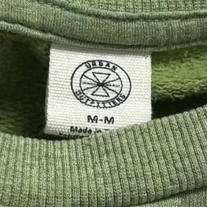 UO Michigan Varsity Patch Crew Neck Oversized Sweatshirt Collegiate Preppy M‎ thumbnail 8