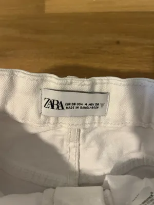 Zara White High Waisted Denim Shorts thumbnail 2