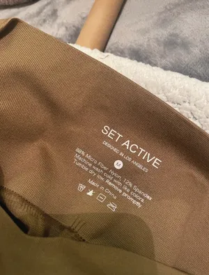 Set Active Box Cut Bra And Leggings thumbnail 3
