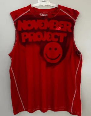 Men’s 2xl New Balance Red Sleeveless Gym Shirt thumbnail 1