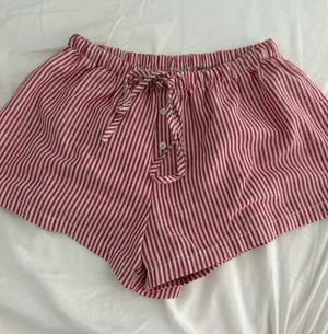 SheIn Red Striped Shorts thumbnail 1