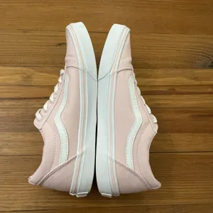 VANS Old Skool Pink Low top Sneaker Shoes Missy Size 6 Casual School Skateboard thumbnail 8