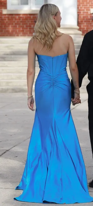 Sophia Thomas strapless prom dress  thumbnail 2