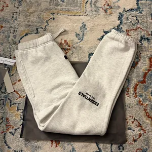 Essentials Fear Of God sweatpants light oatmeal size medium thumbnail 5