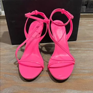 New AAJ By‎ Aminah Women's Zayn Lucite Heel Asymmetrical Strap Dress Sandals 9 thumbnail 6