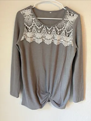 Lace Yoke Gray Long-Sleeve Knit Top with Front Twist thumbnail 5