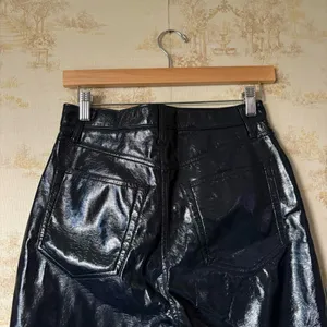 Abercrombie & Fitch 90s Straight Ultra High Rise Curve Love vegan leather pants thumbnail 8