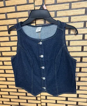 No Boundaries Cropped Denim Vest Size‎ Medium thumbnail 1