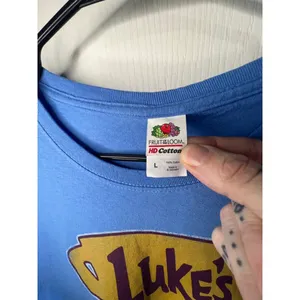 Fruit Of The Loom Gilmore Girls Luke's Coffee Graphic Short Sleeve T-Shirt thumbnail 3
