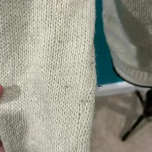 Brandy Melville beige wool blend sweater thumbnail 3