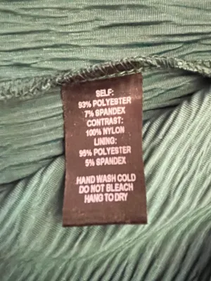 Lulus NWT Velvet Green Off the Shoulder Mini Dress Size XS thumbnail 11