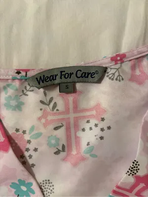 Wear For Care Pink Cross Scrub Top Size Small | V-Neck Medical Uniform | Nurse thumbnail 5