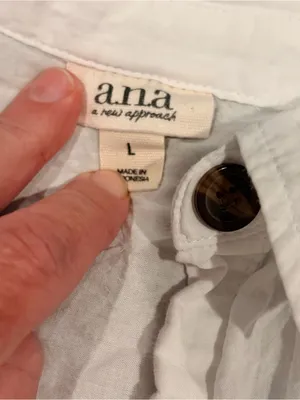 a.n.a White Button-Front Shirt with Tortoiseshell Button thumbnail 3