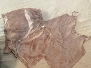 BCBGMAXAZRIA Blush Satin Snakeskin Cami Shorts Pajama Set M thumbnail 1