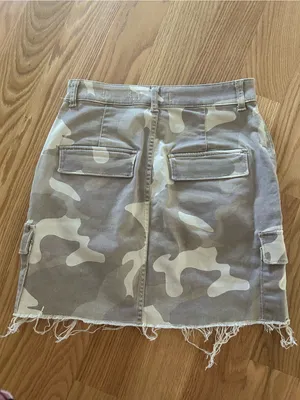 Hollister camo skirt thumbnail 4