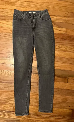 Levi's 721 High-Rise Skinny Jeans Grey thumbnail 2