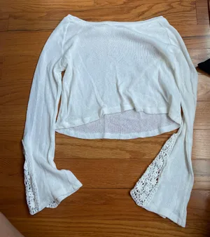 NEVER WORN Flowy Beach Crop Top White thumbnail 1