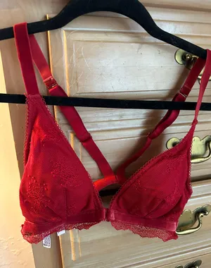 Victoria’s Secret Bralette thumbnail 1