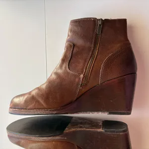 Frye‎ Leather Wedge Ankle Booties Women Brown Side Zip Round Toe Boots thumbnail 7