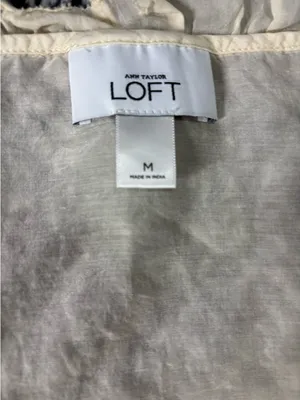 LOFT Cream Ruffle V-Neck Pintuck Pleated Short Sleeve Blouse Preppy Size M thumbnail 2