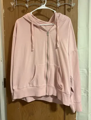 Time & Tru Zip up hoodie thumbnail 1