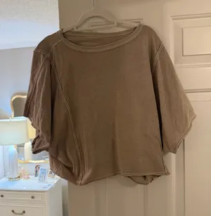 Free people top thumbnail 1