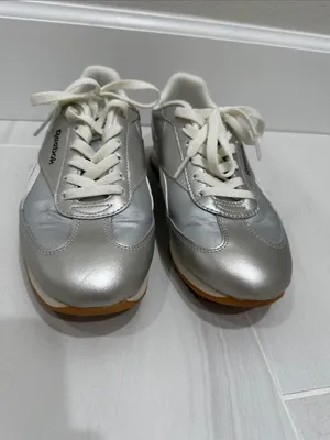 Reebok Women's Metallic Silver and Cream Sneakers thumbnail 6