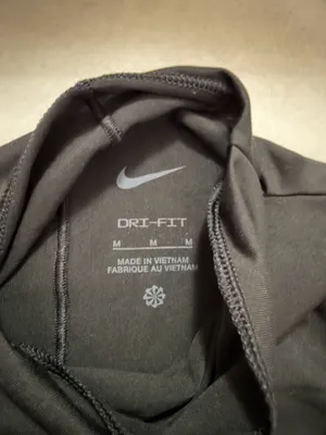 Black Dri-Fit Nike Crop Top Medium  thumbnail 2