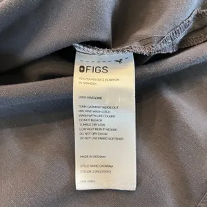 FIGS Catarina One-Pocket‎ Scrub Top Gray Women's 4XL thumbnail 4