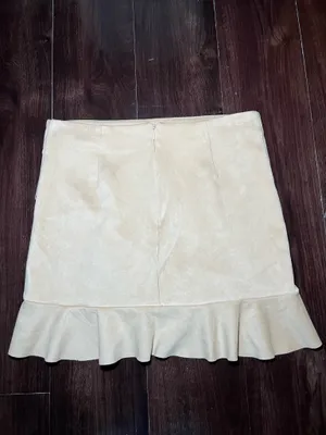 Naked Zebra Cream Suede Ruffle Mini Skirt Size Small thumbnail 8